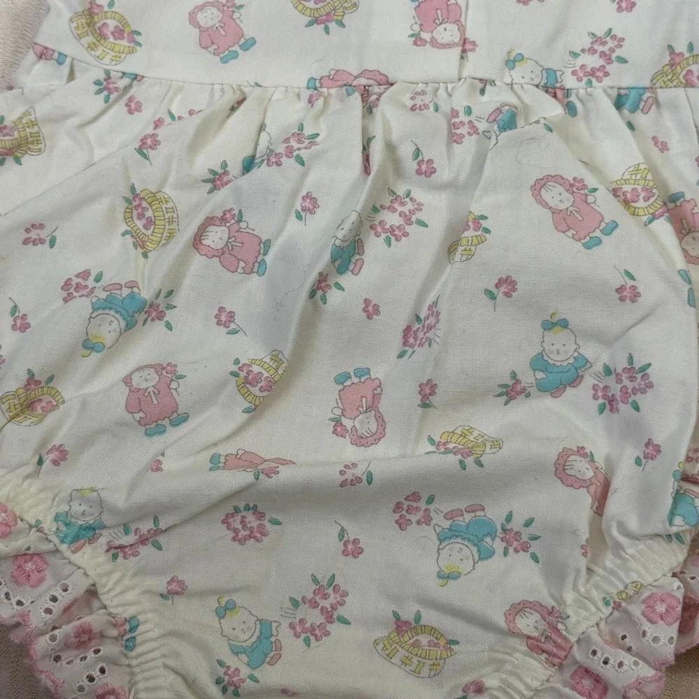 Vintage OshKosh Baby‎ Girl Romper 3-6 Months USA Made Floral Lace Bubble